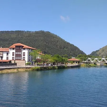 Holiday home Gestiona2r - Casa En Centro Colombres